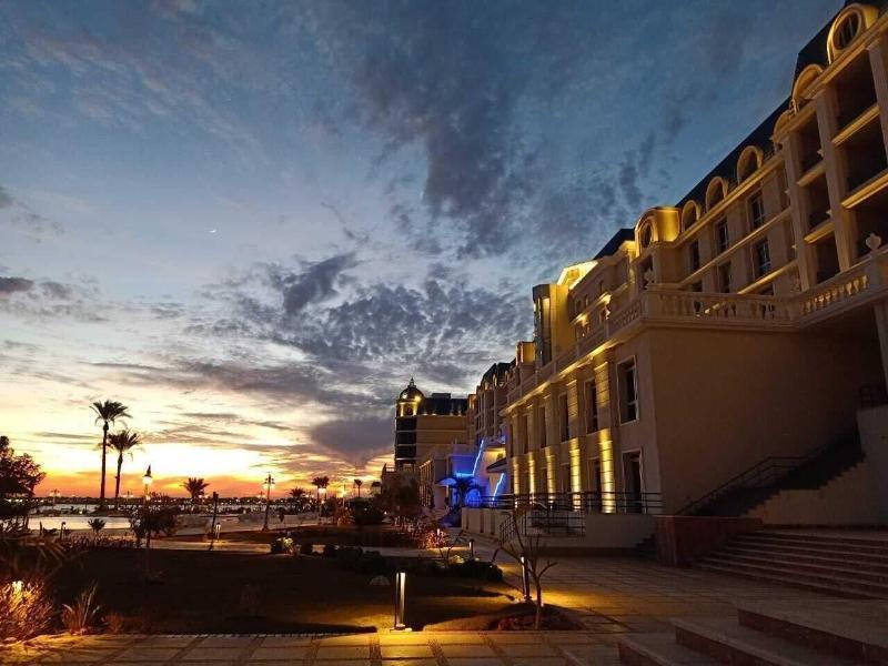 Tolip El Forsan Hotel Ismailia Ngoại thất bức ảnh The Grand Hotel